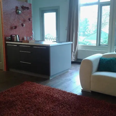 Short Dependance Apartment *