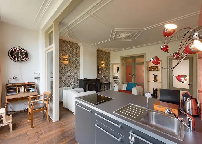 Short Dependance Roterdão